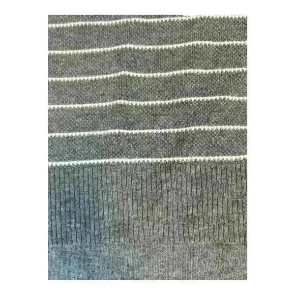 GAP True Soft V-Neck Pullover Sweater size s - Picture 4 of 6